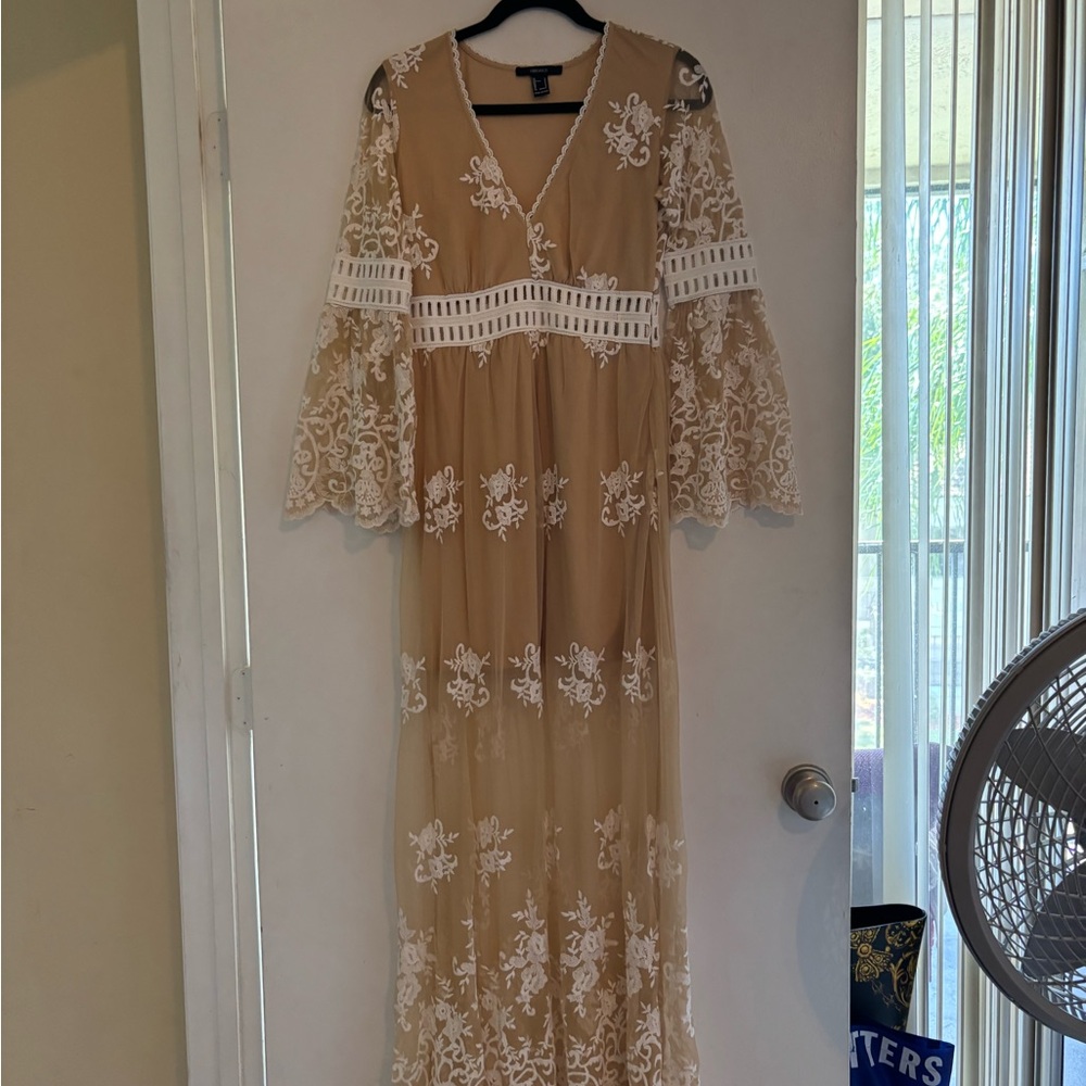 Crochet Lace Maxi Dress - Picture 7 of 9